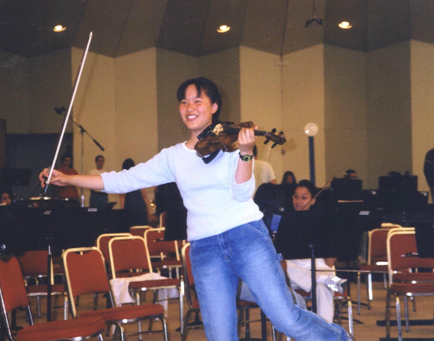 jgoofyviolin.jpg